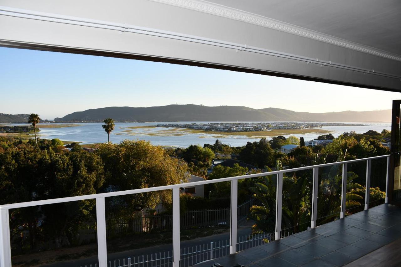 Friendz Guesthouse Knysna Esterno foto